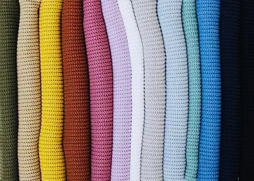 30CM CANDY FLOSS  REMNANT CHUNKY CABLE JUMPER KNIT FABRIC SALE