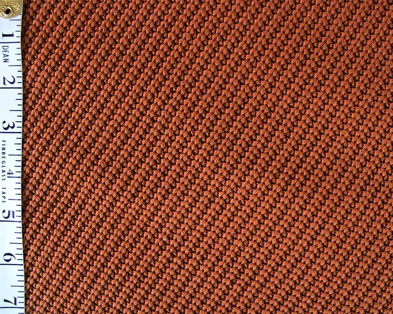 30CM CANDY FLOSS  REMNANT CHUNKY CABLE JUMPER KNIT FABRIC SALE