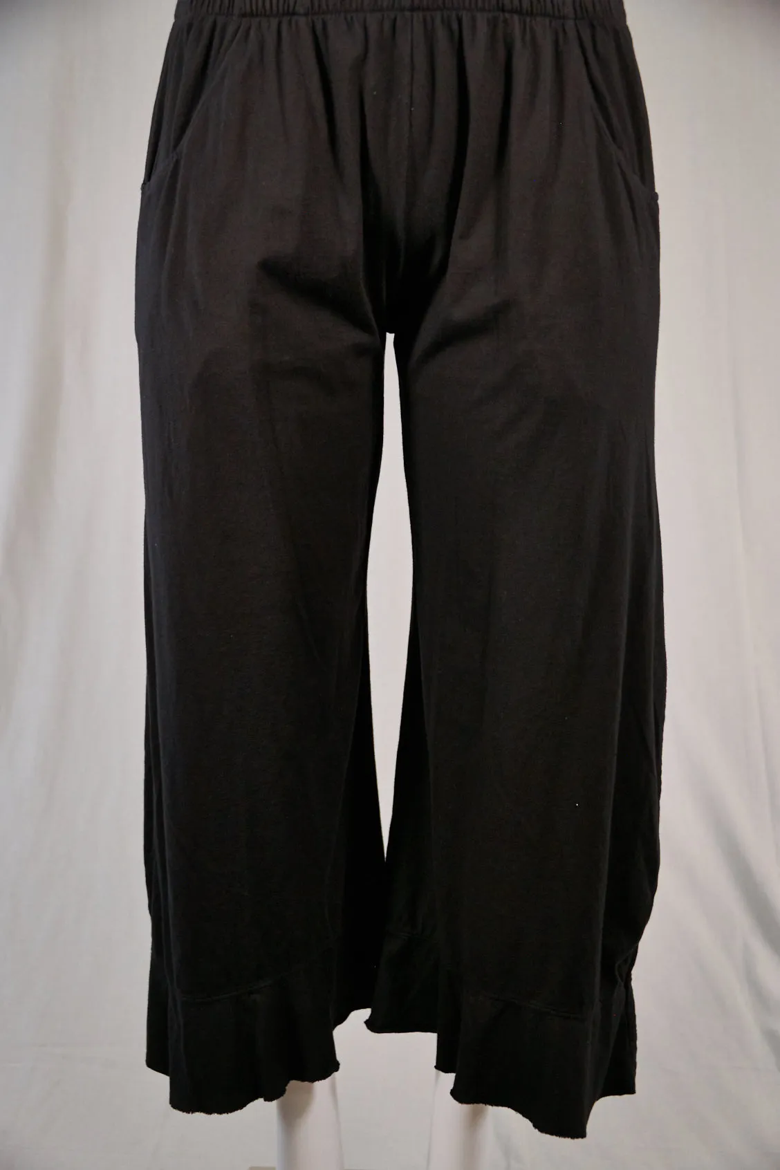 3300 Flounce Pant Black-U