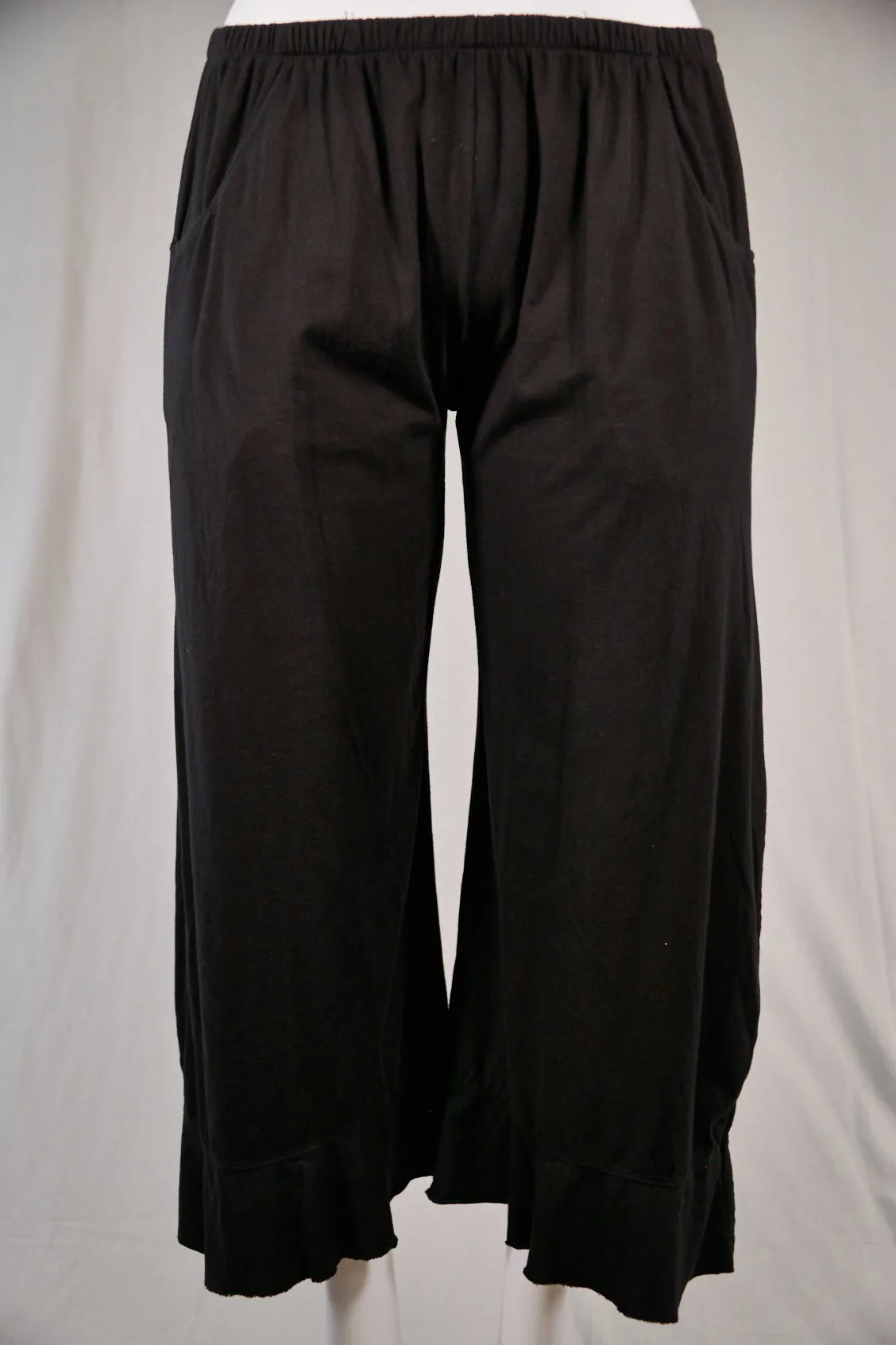 3300 Flounce Pant Black-U