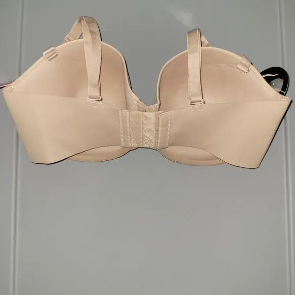 34DD SPANXsmooth Suit Your Fancy Convertible Strapless Bra