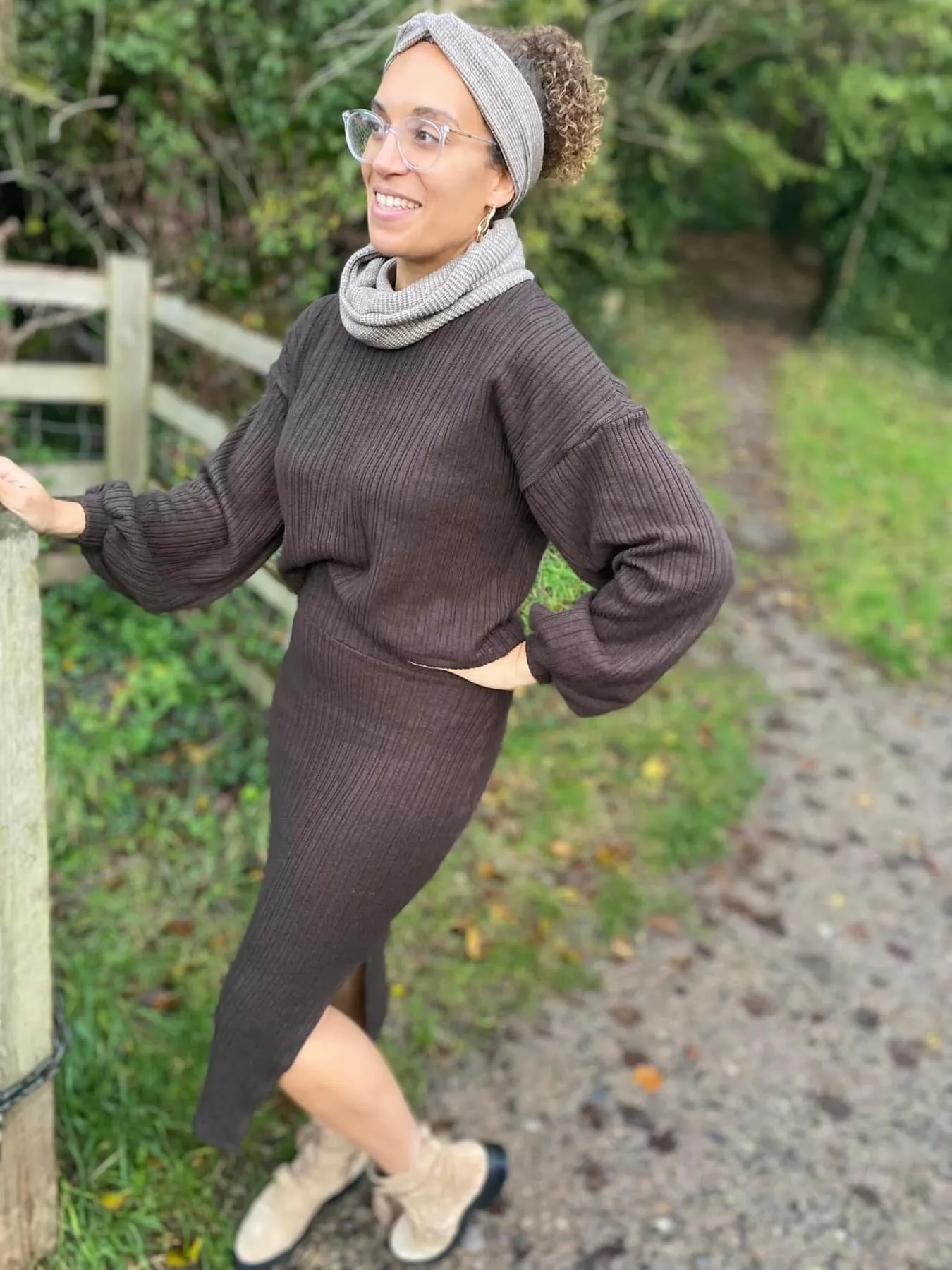 80CM REMNANT BABY PINK SUPER SOFT RIBBED JUMPER KNIT SALE