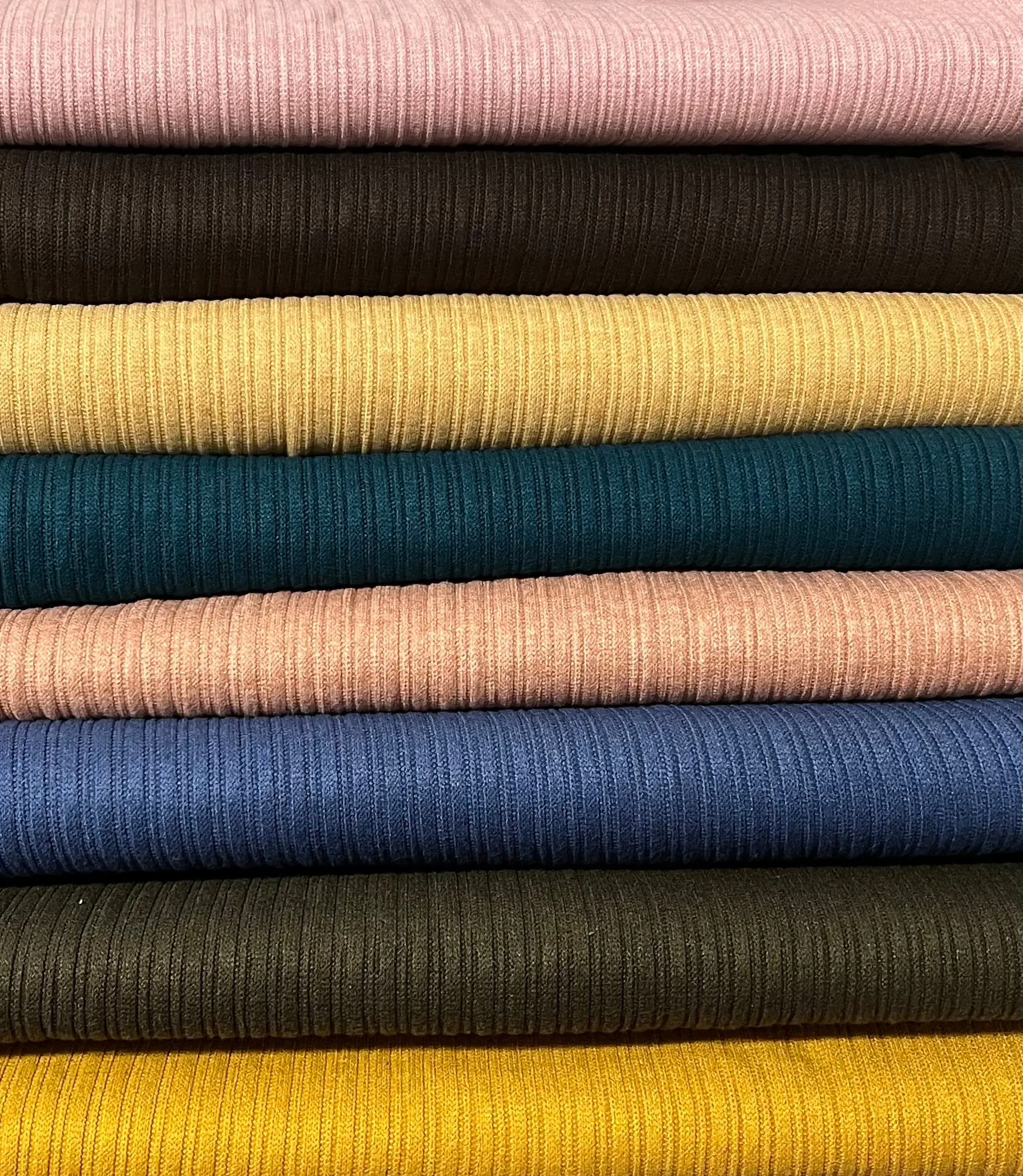 80CM REMNANT BABY PINK SUPER SOFT RIBBED JUMPER KNIT SALE