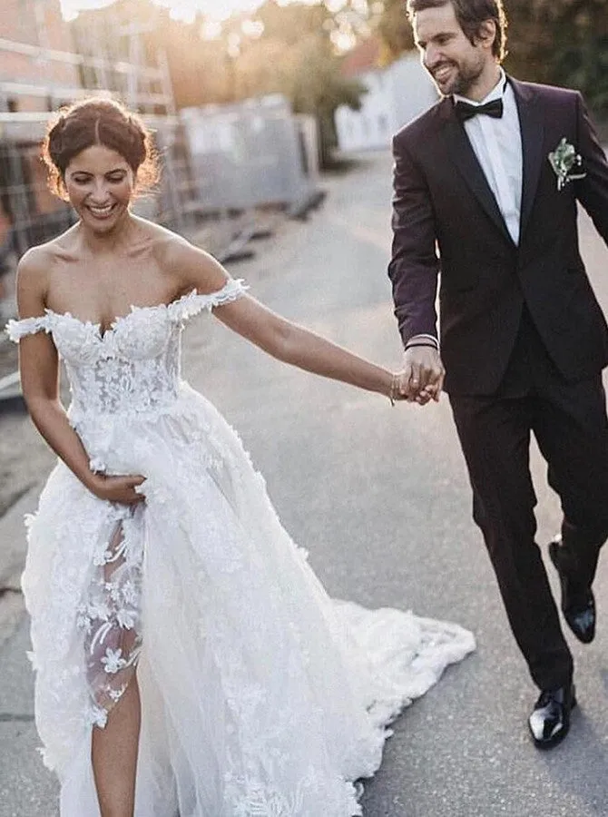 A-Line Off-the-Shoulder Boho Wedding Dresses with Appliques OKL58