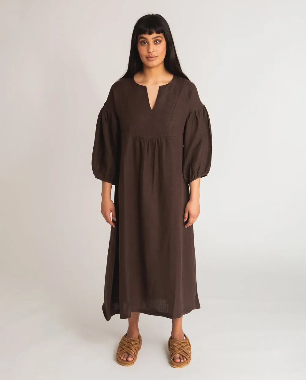 Andreia-May linen dress in chocolate