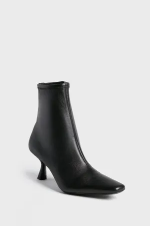 Black Thandy Boots