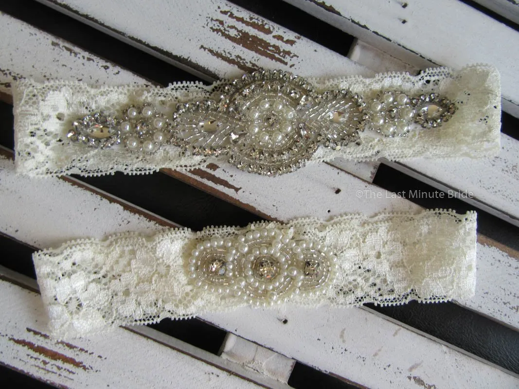 Bridal Garter Style: Hopelessly Devoted (Set)