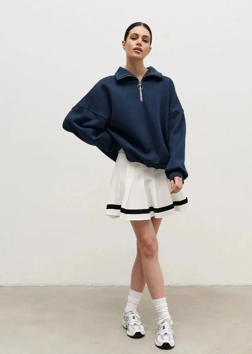 Chic Zip-Up Casual Navy Sweater