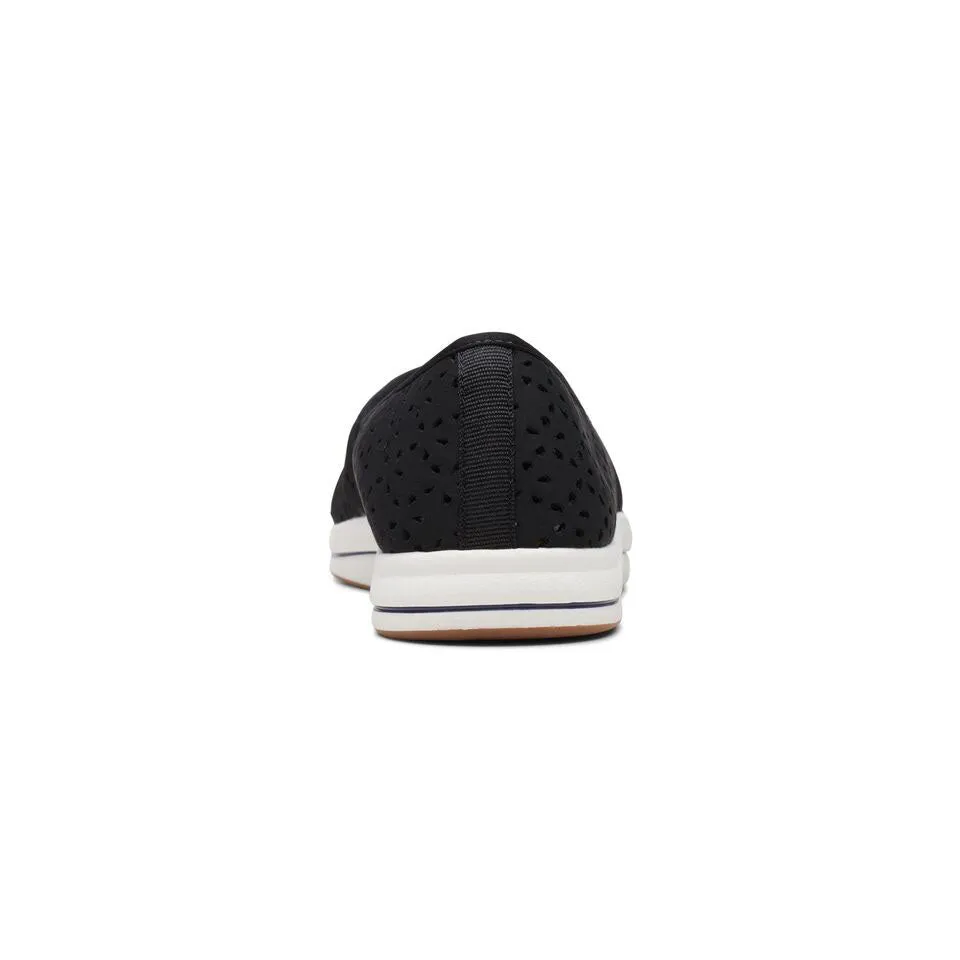 Clarks Women's Breeze Emily Black | White