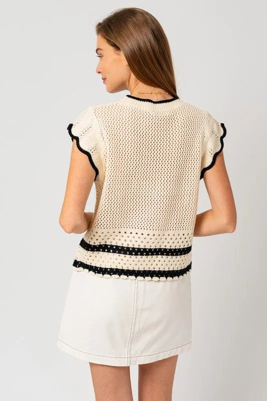 CONTRAST RUFFLE SLEEVE KNIT TOP