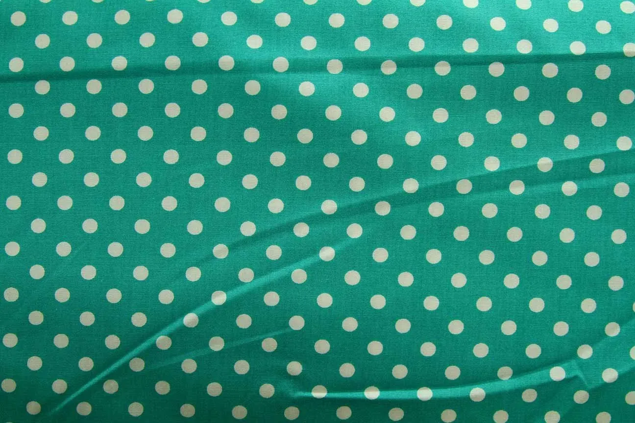 DO: Small White Dots Teal Patchwork / Craft Fabric
