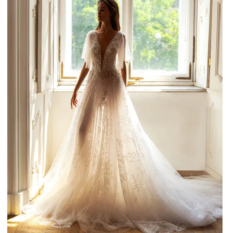 Elegant Princess Lace A-Line  Shiny Wedding Short Sleeve V-back  Bridal Gown N