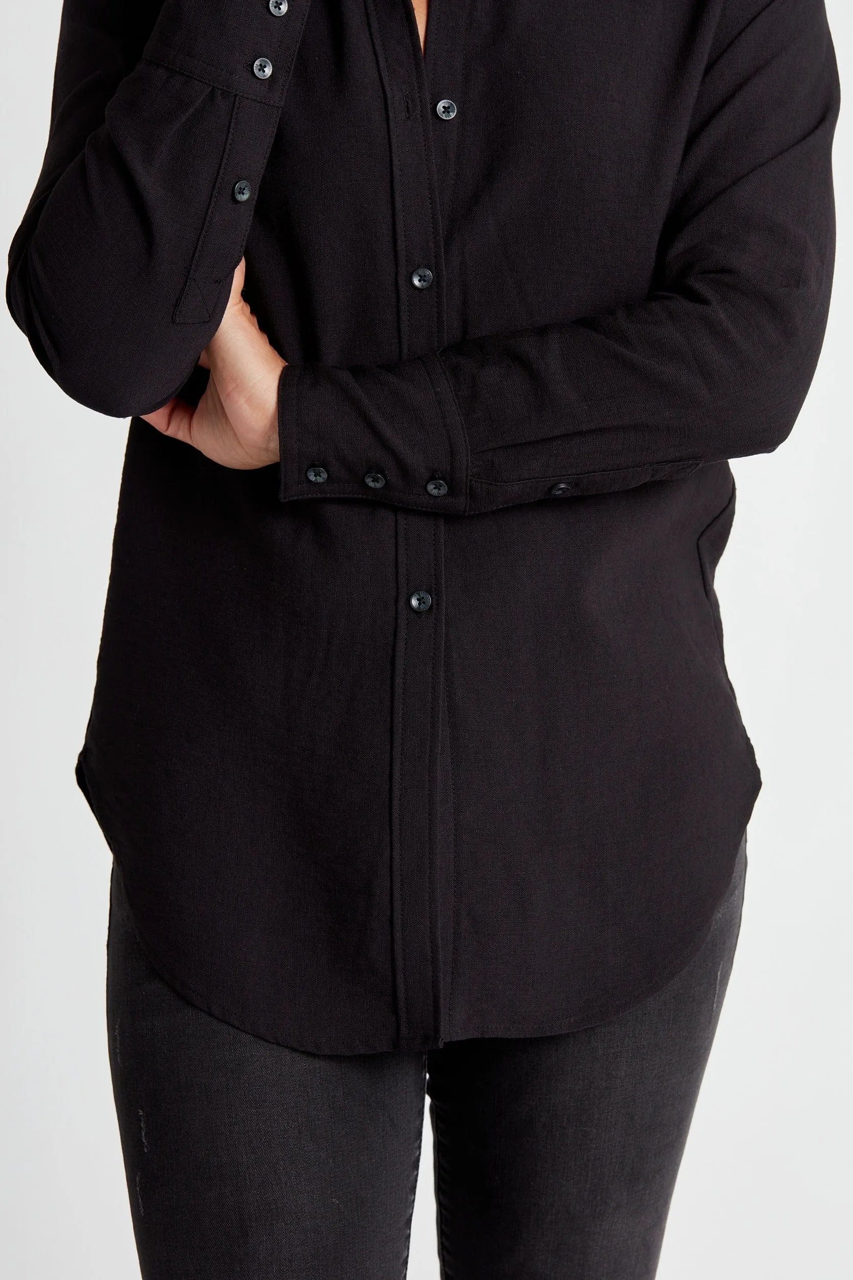 Essential Classic Button Up Shirt in Black