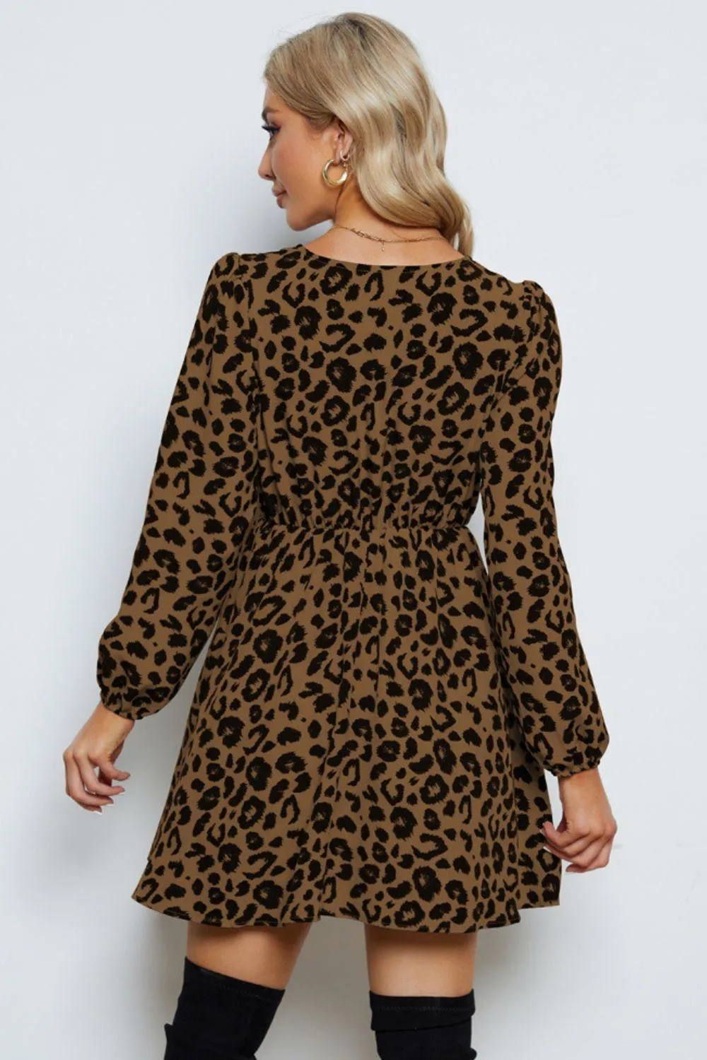 Hazel Blues® | Leopard V-Neck Balloon Sleeve Dress