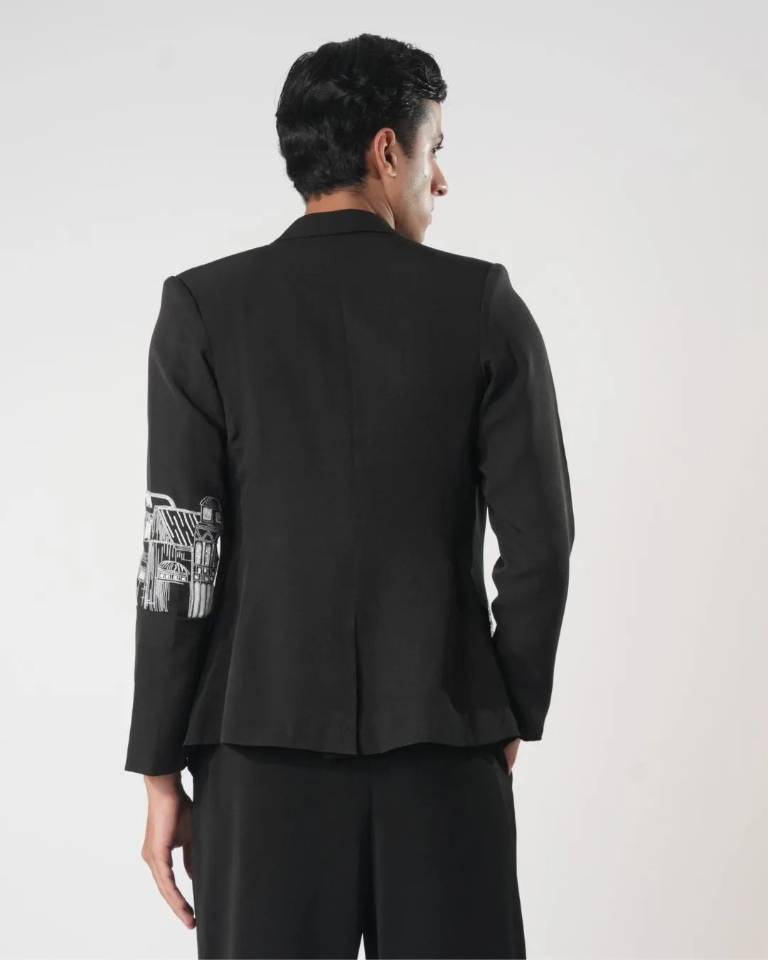Imperium Elegance Overlap Blazer