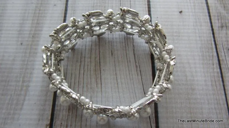 Leaf Pearl & Rhinestone Stretch Bracelet