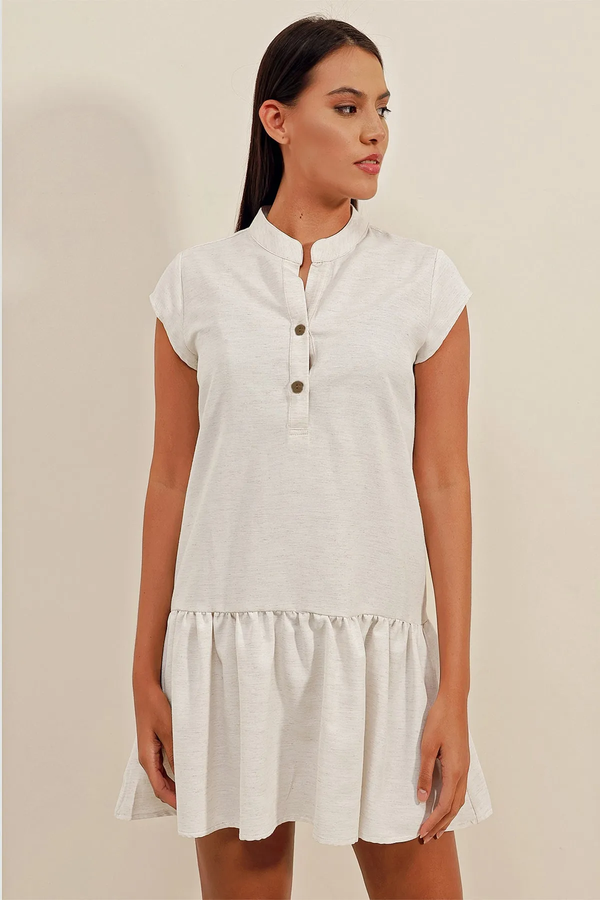 <tc>Robe courte en lin 2425
</tc>