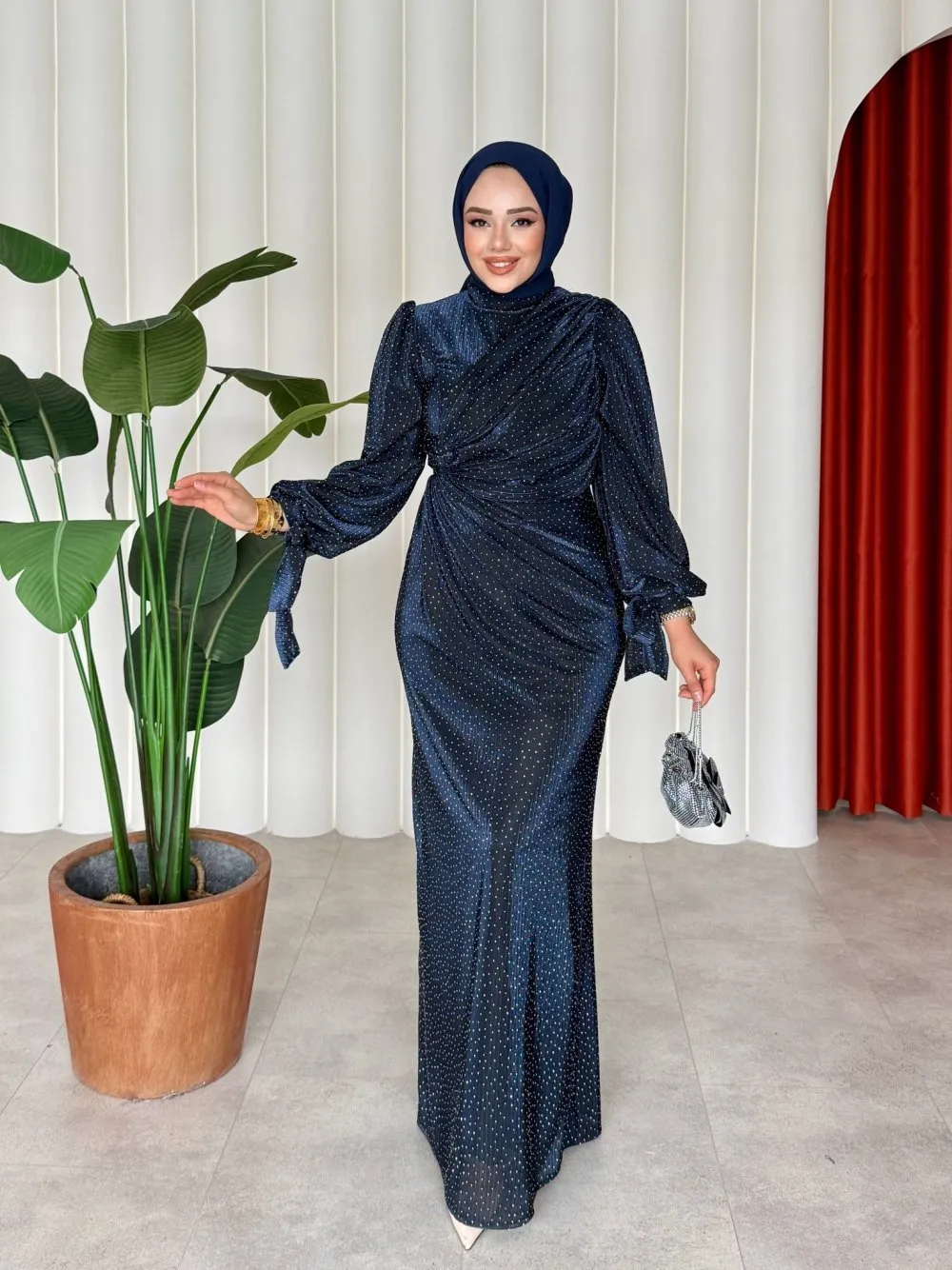 <tc>Robe de soirée Nurten

</tc>