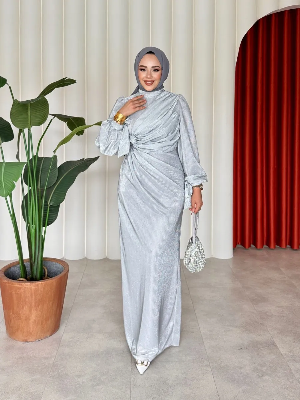 <tc>Robe de soirée Nurten

</tc>