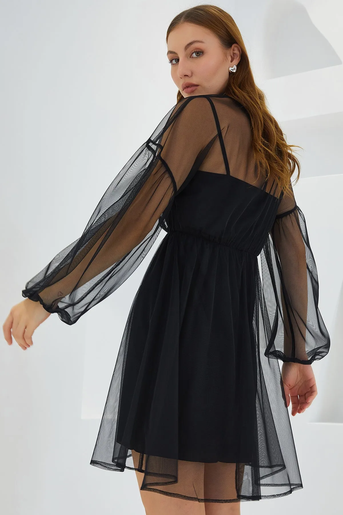 <tc>Robe mini avec détails en tulle pour femme - 2485</tc>