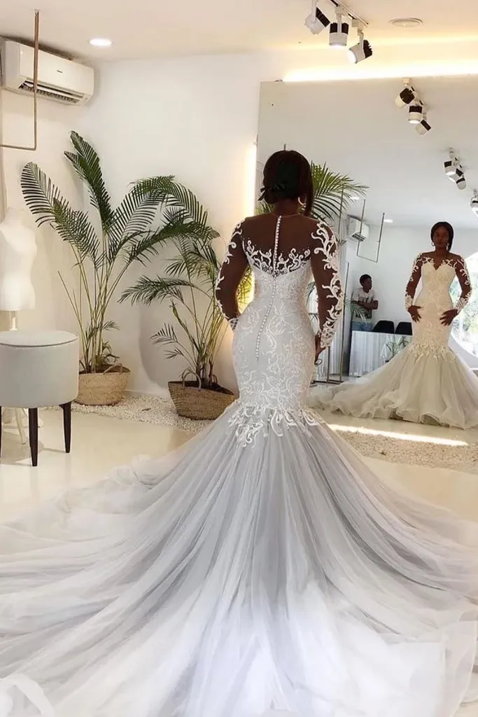 Mermaid Round Collar Long Sleeves Long Train Tulle Applique Wedding Dress