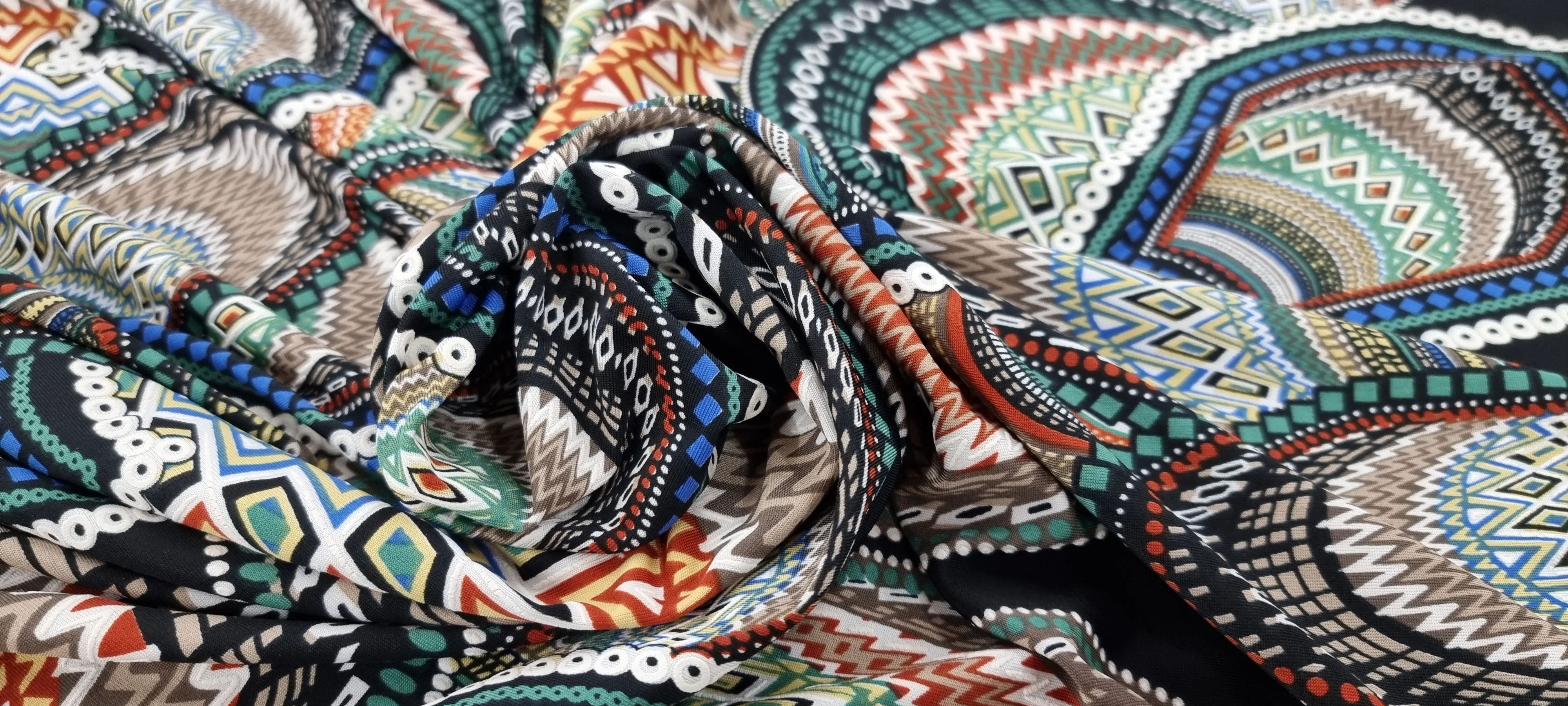 Printed Knit Fantasia Swirl