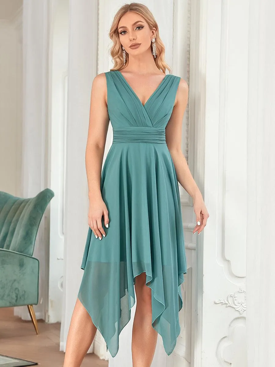 Robe de demoiselle d'honneur en mousseline de soie longueur genou avec ourlet irrégulier