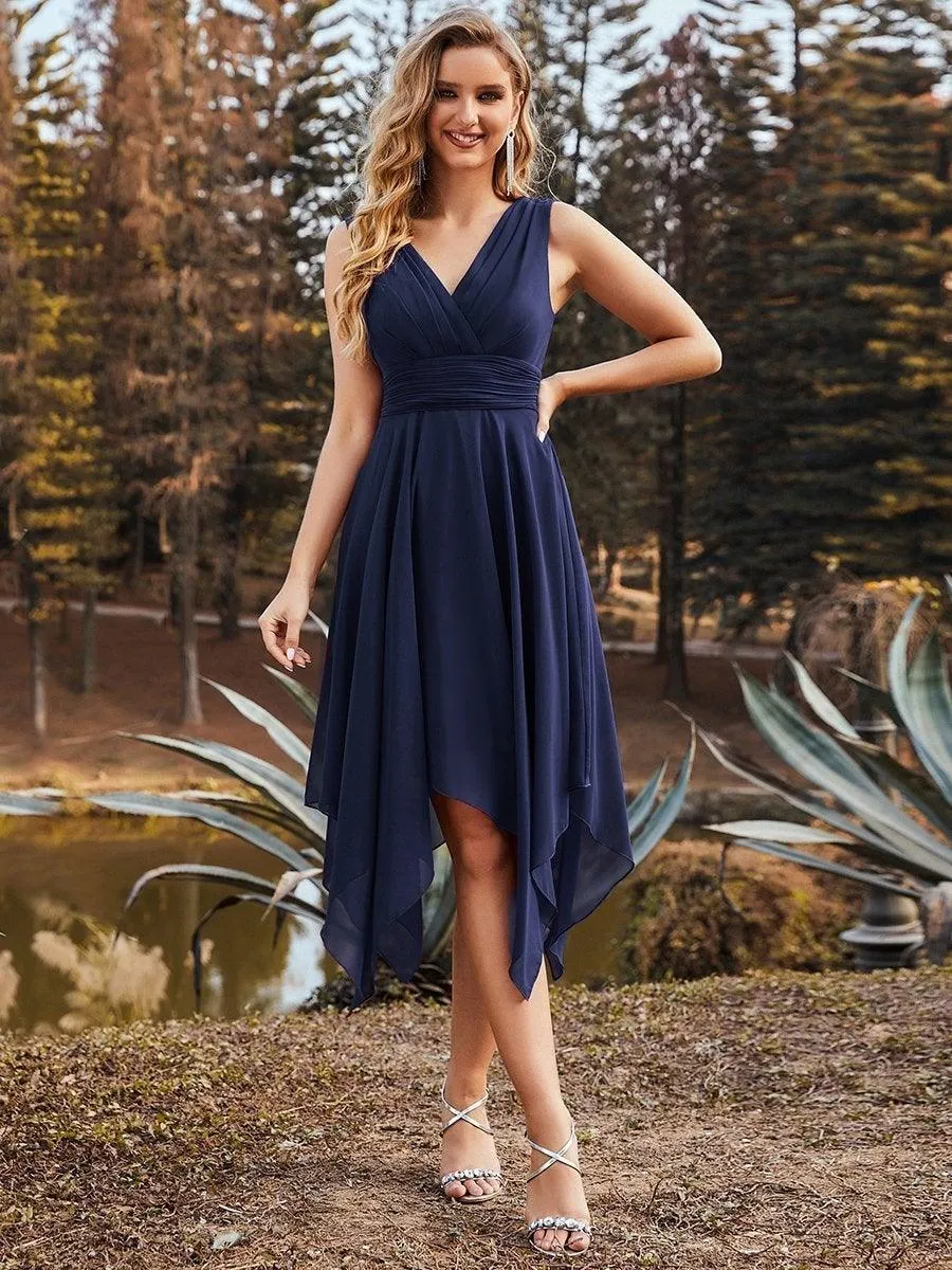 Robe de demoiselle d'honneur en mousseline de soie longueur genou avec ourlet irrégulier