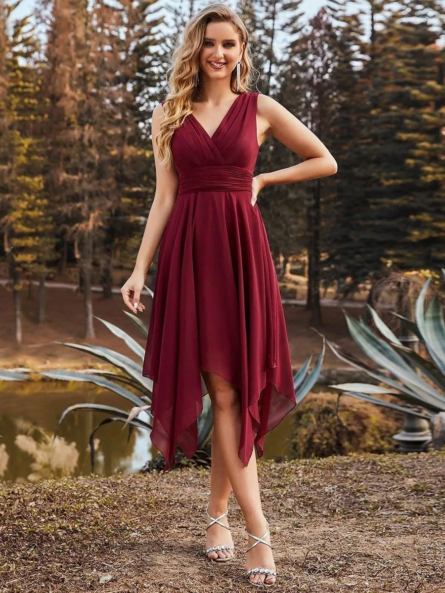 Robe de demoiselle d'honneur en mousseline de soie longueur genou avec ourlet irrégulier