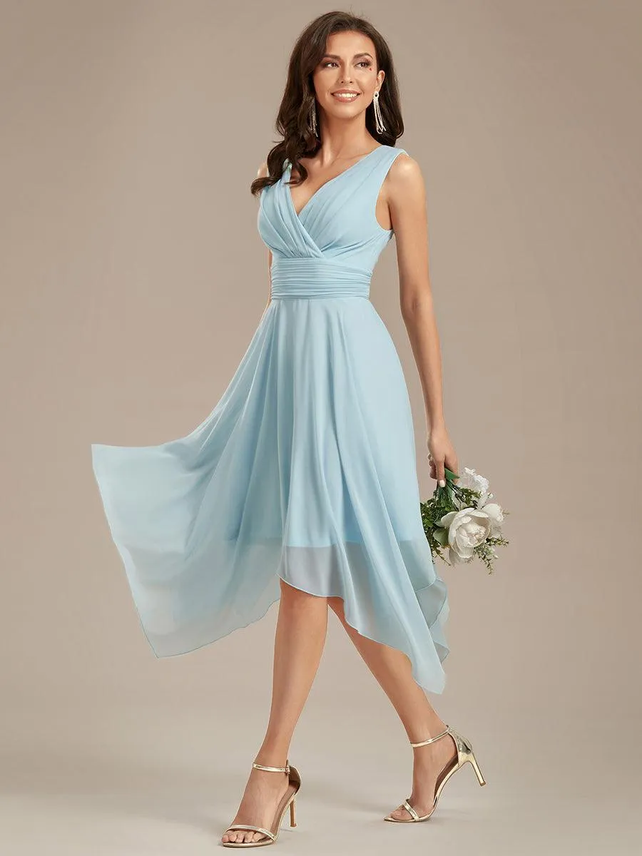 Robe de demoiselle d'honneur en mousseline de soie longueur genou avec ourlet irrégulier