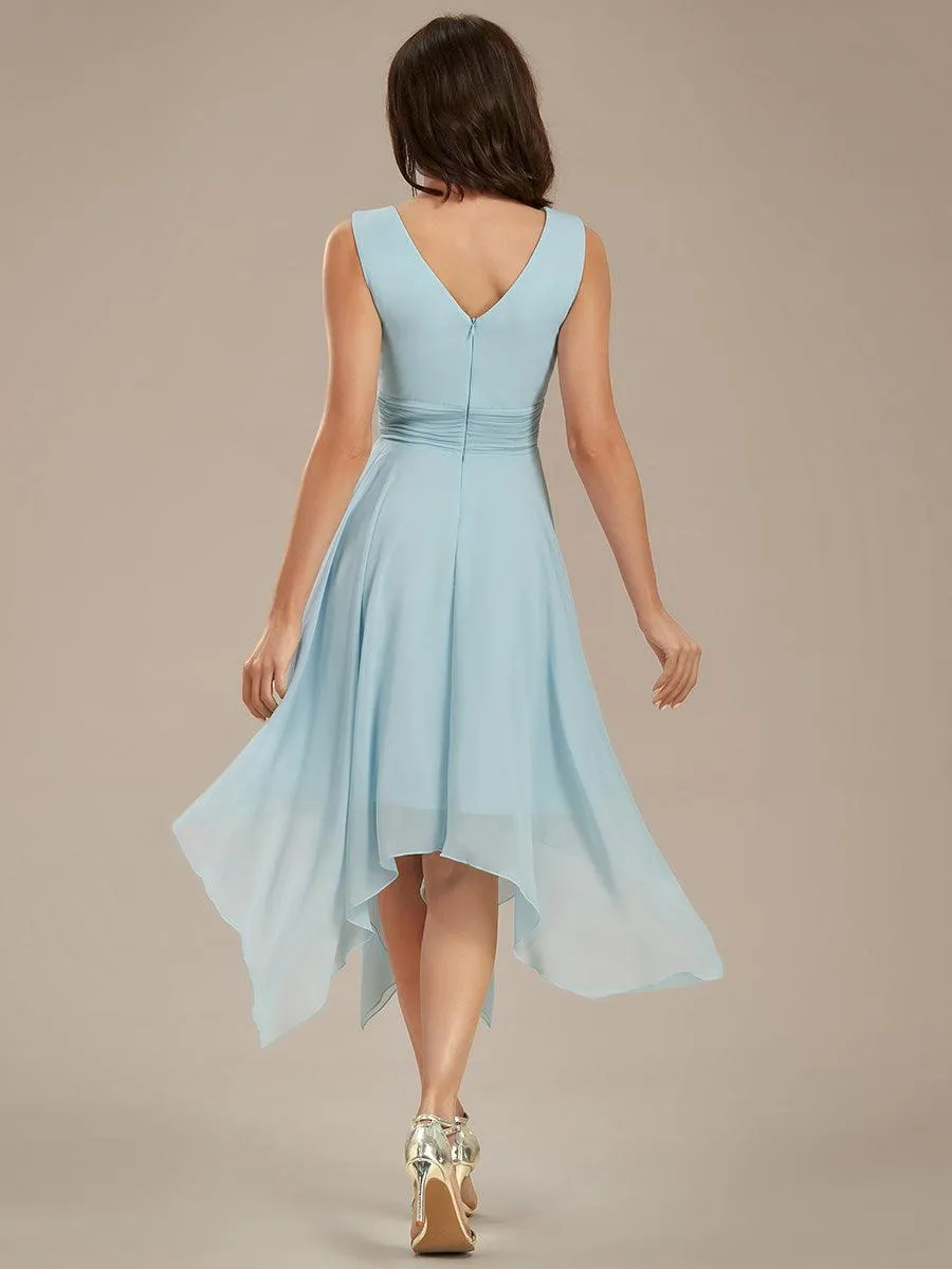 Robe de demoiselle d'honneur en mousseline de soie longueur genou avec ourlet irrégulier