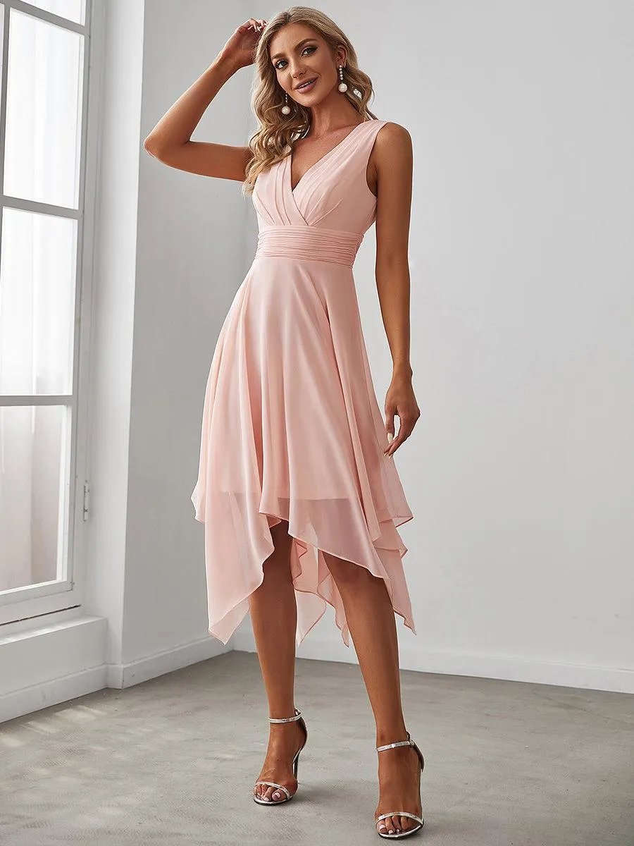 Robe de demoiselle d'honneur en mousseline de soie longueur genou avec ourlet irrégulier