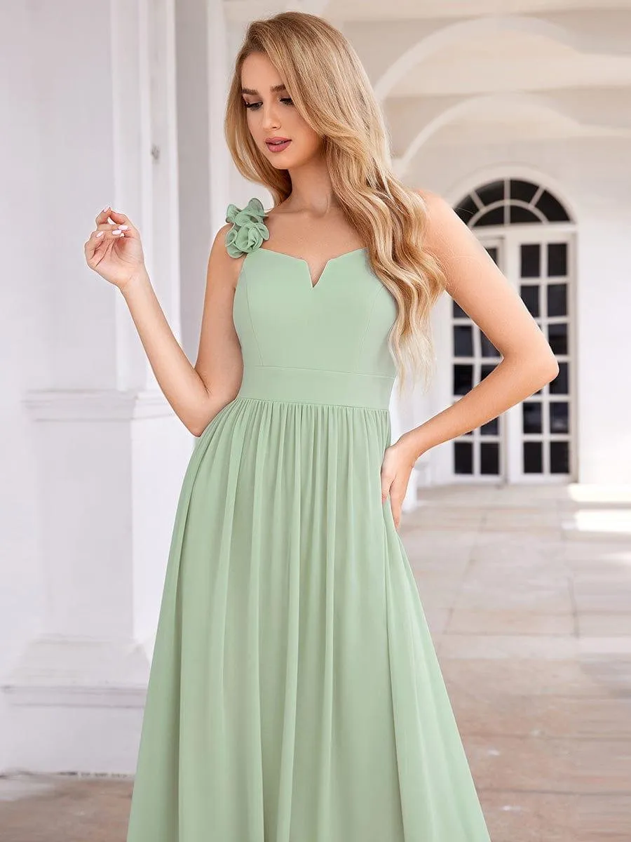 Robe de demoiselle d'honneur élégante en mousseline de soie col en V bretelles florales taille empire