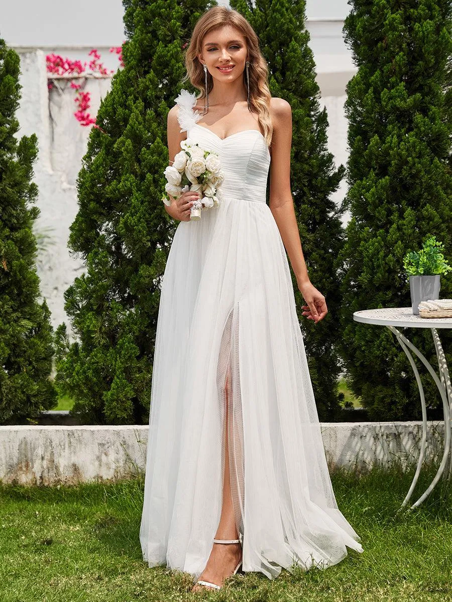 Robe de soirée asymétrique en tulle à appliqués et fente haute