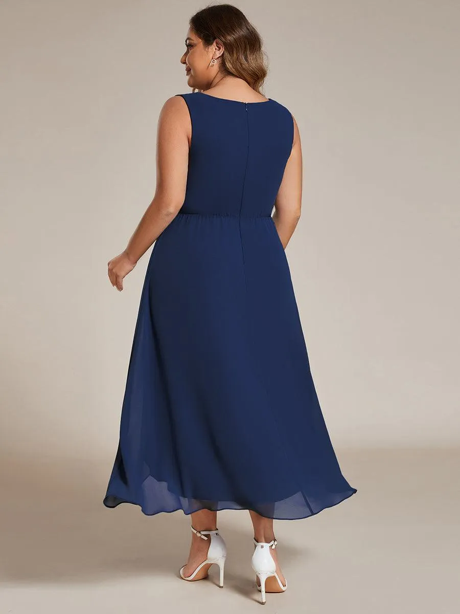 Robe d'invité de mariage haute-basse en mousseline de soie sans manches avec applique à la taille