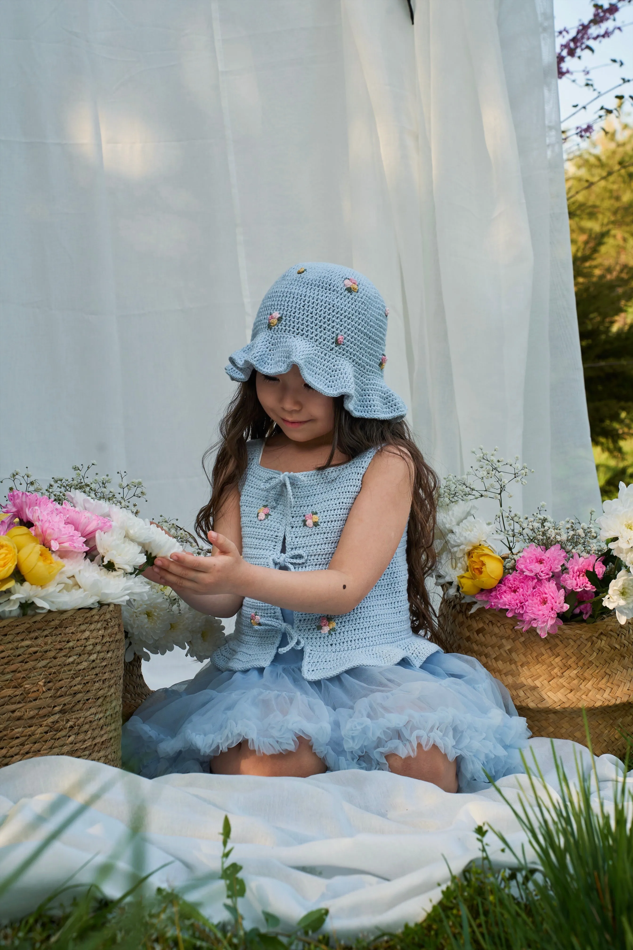 Roses Top | baby blue