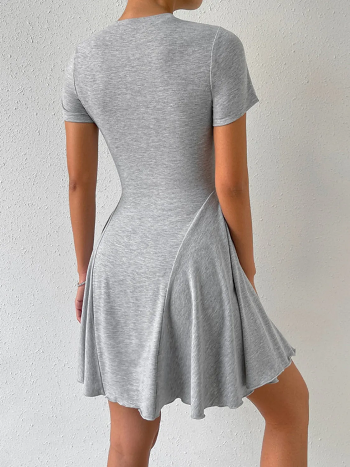 Round Neck Short Sleeve Mini Dress