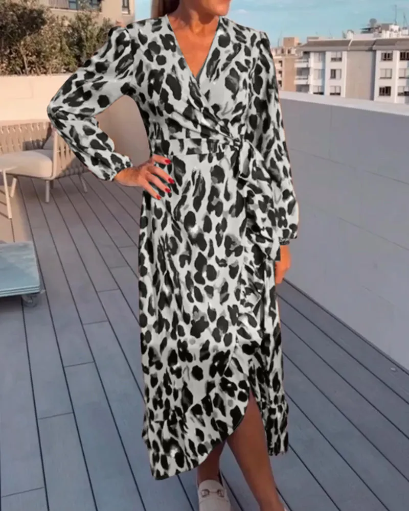 SASHA - LEOPARD PRINTED V-NECK DRESS