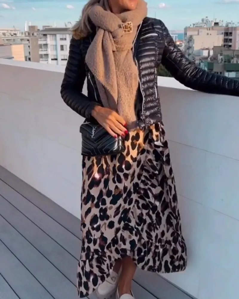 SASHA - LEOPARD PRINTED V-NECK DRESS