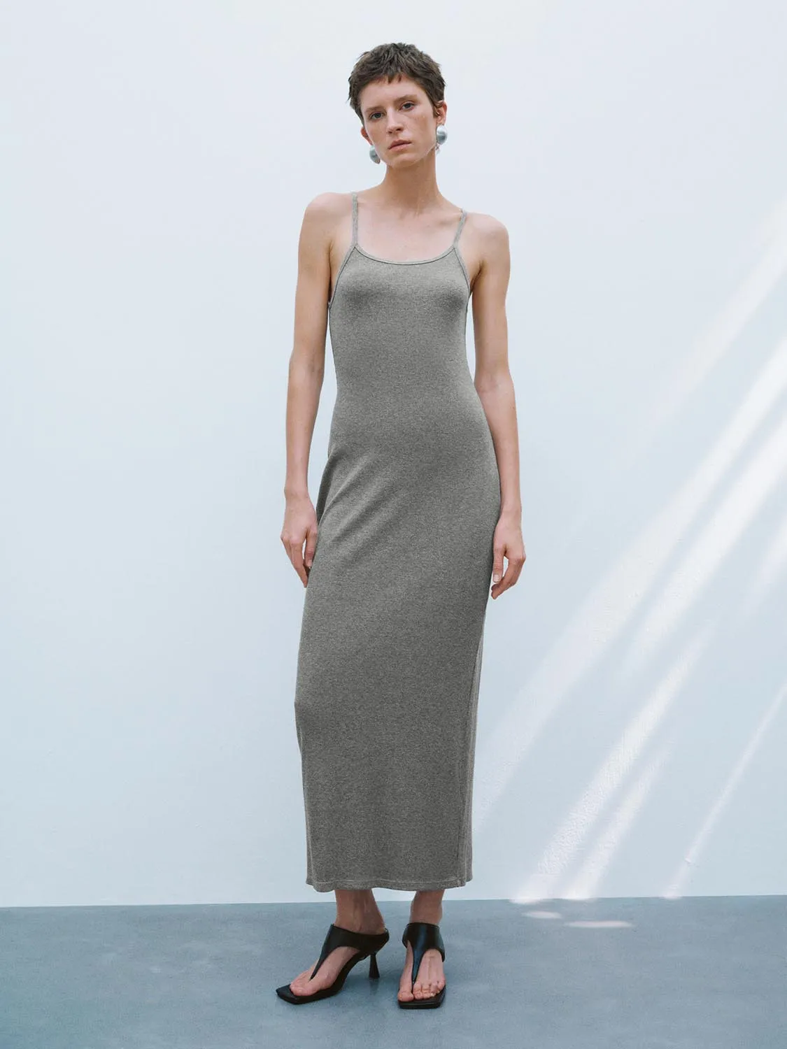 Sleeveless Skinny-Fit Dresses