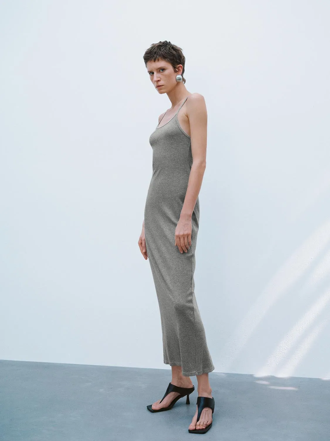 Sleeveless Skinny-Fit Dresses