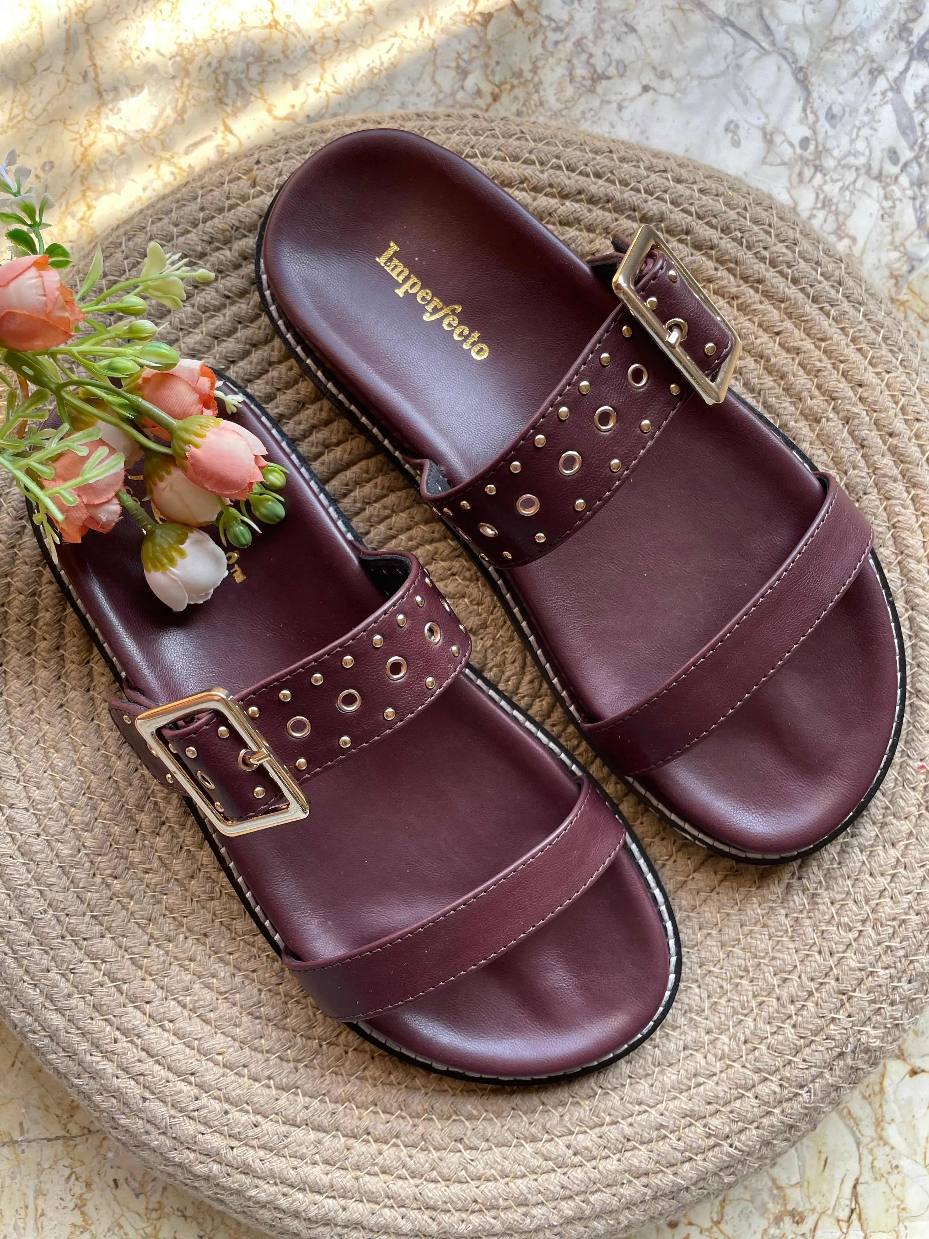 Taylor Swift Two Strap Sliders - Maroon