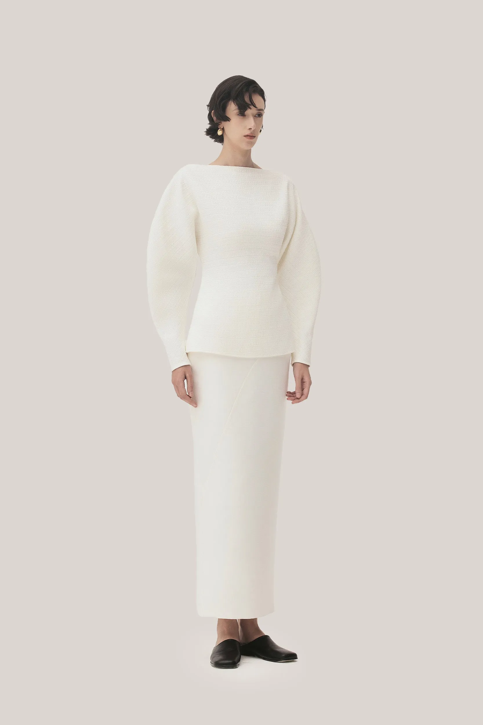 TINH ATELIER • White Thanh An Pegged Back Slit Taffeta Midi Skirt