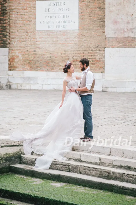 Tulle Wedding Dress, Sleeveless Wedding Dress, Applique Bridal Dress, Open-Back Wedding Dress, Floor-Length Wedding Dress, DA858