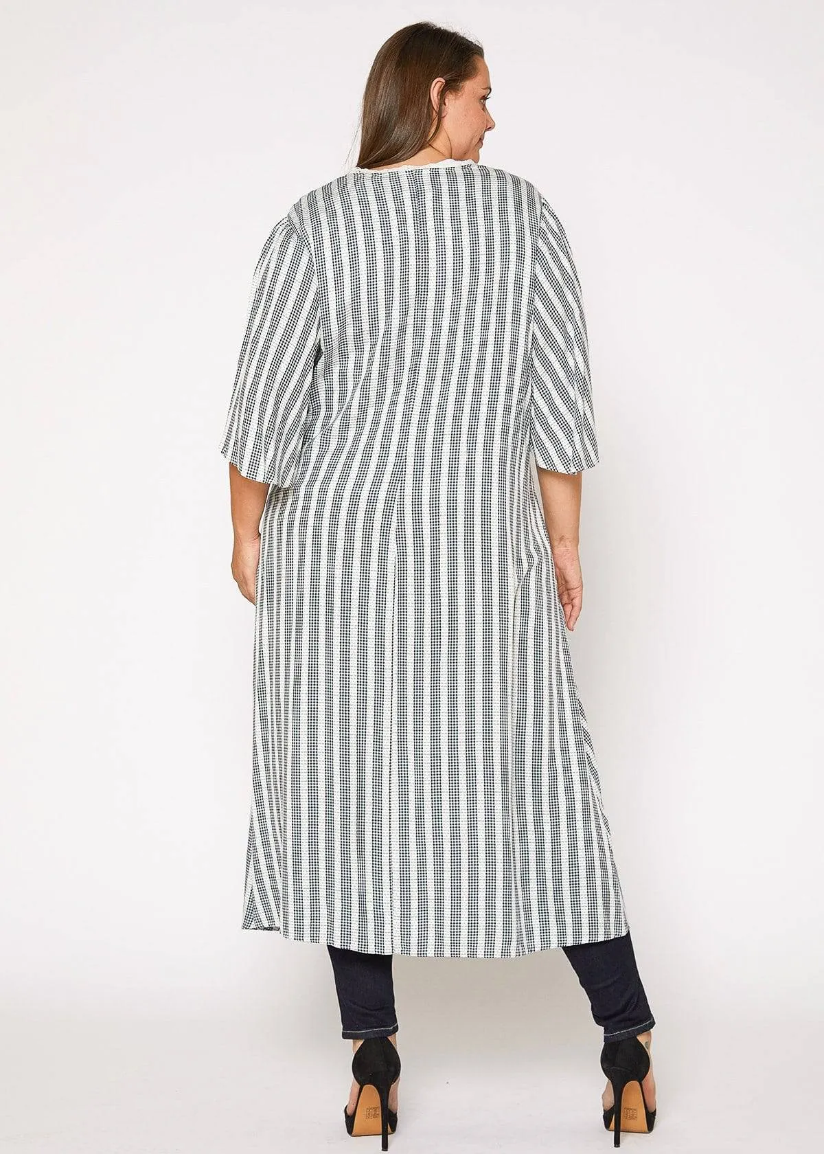 Women's Plus Size Lace Trim Tie Front Maxi Cardigan in Ditsy Gingham