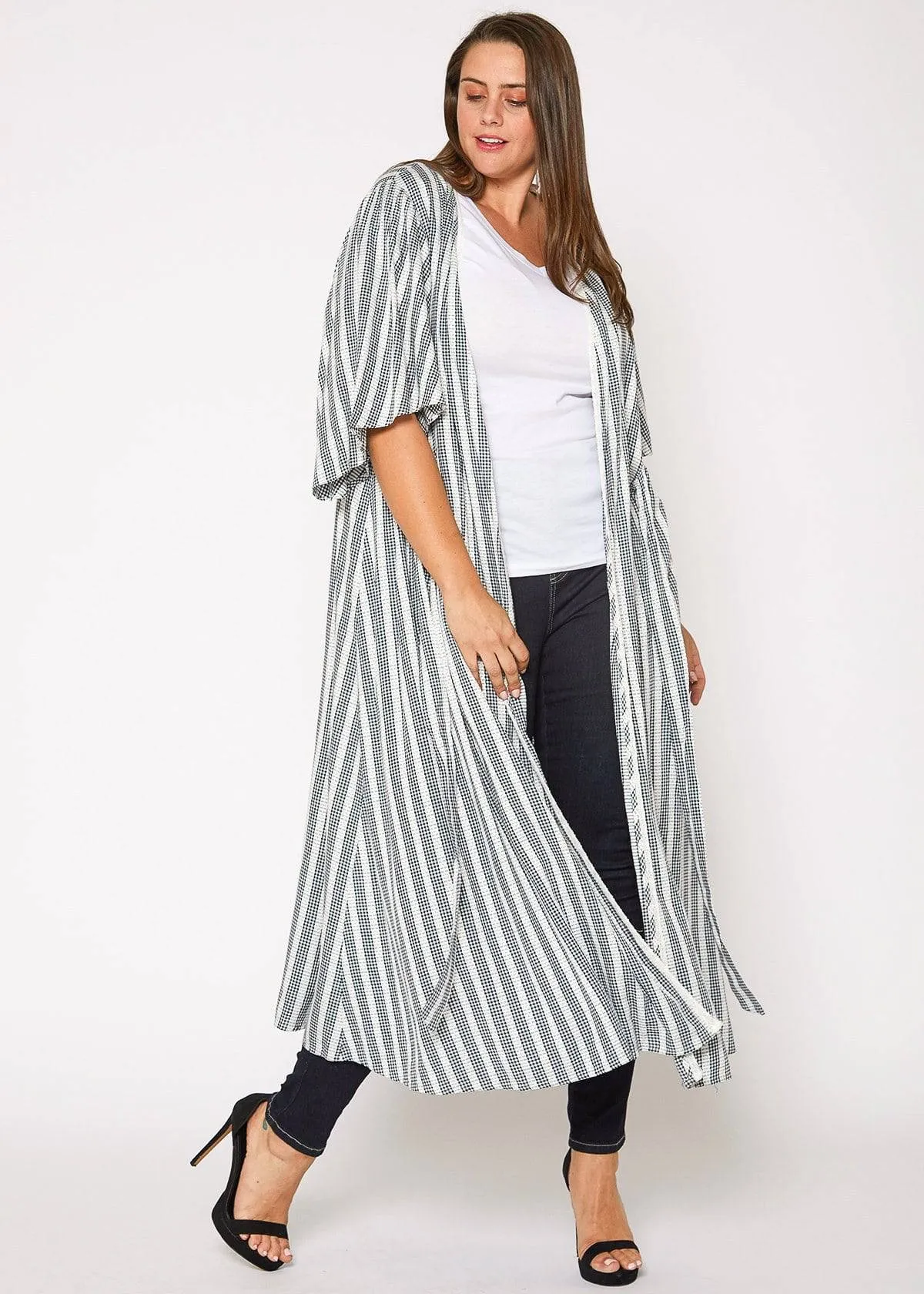 Women's Plus Size Lace Trim Tie Front Maxi Cardigan in Ditsy Gingham
