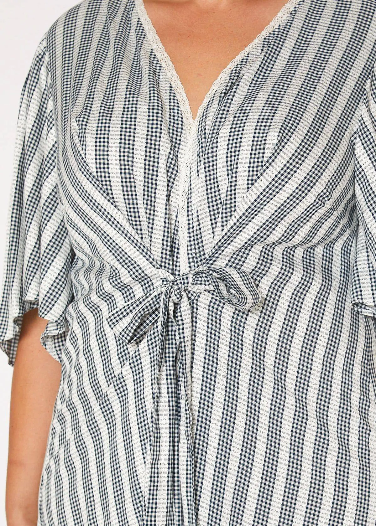 Women's Plus Size Lace Trim Tie Front Maxi Cardigan in Ditsy Gingham