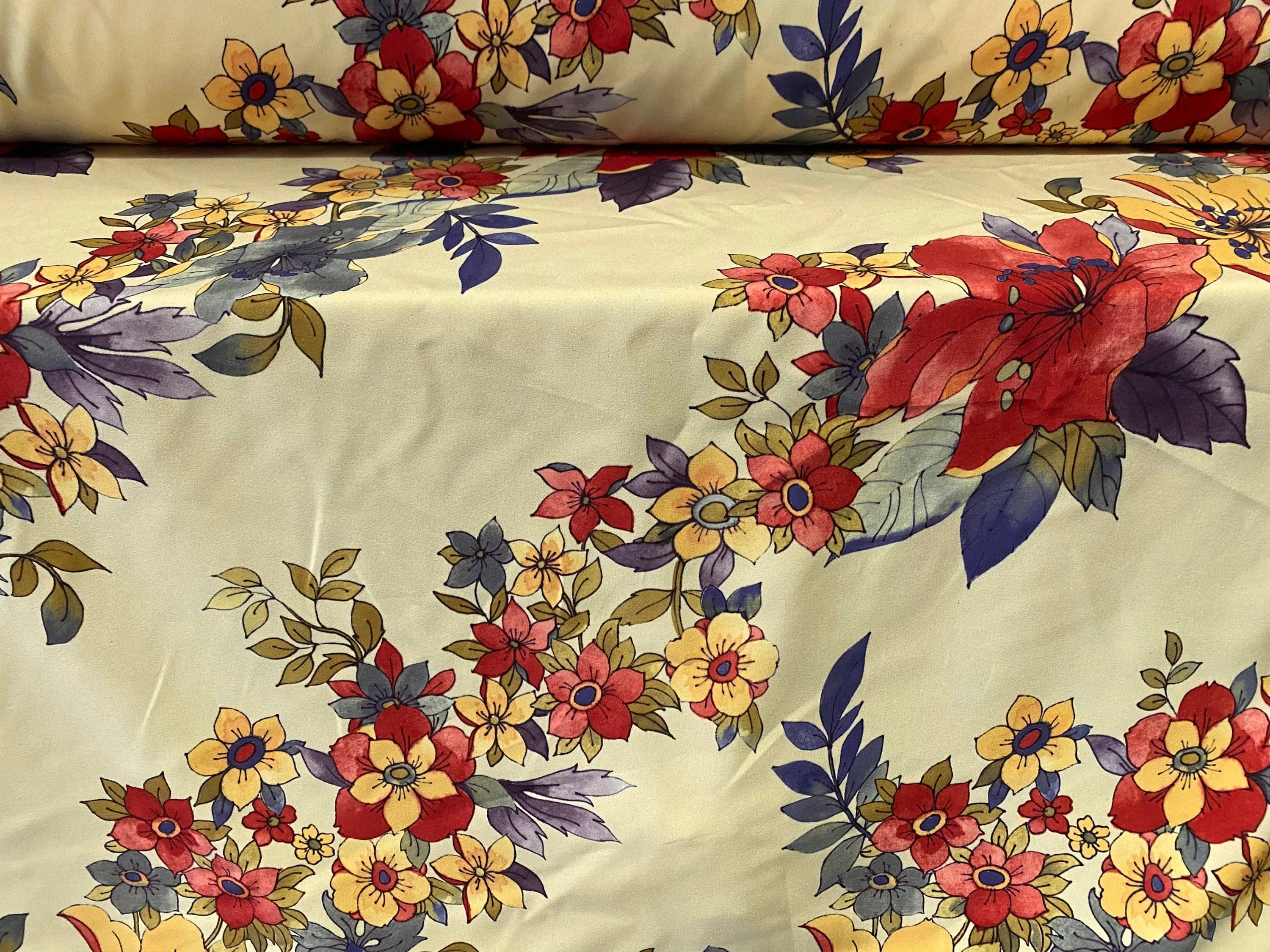 Woven stretch pongee dress fabric, per metre - lemon floral print